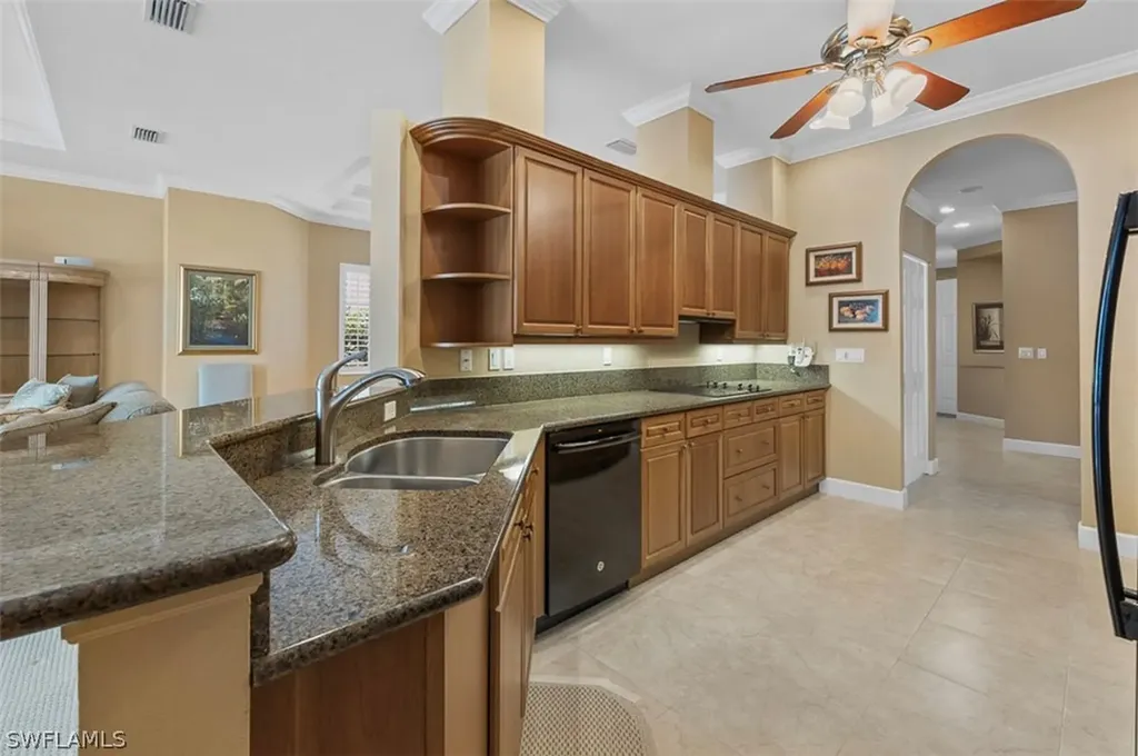 413 Chartwell Place Naples FL 34110