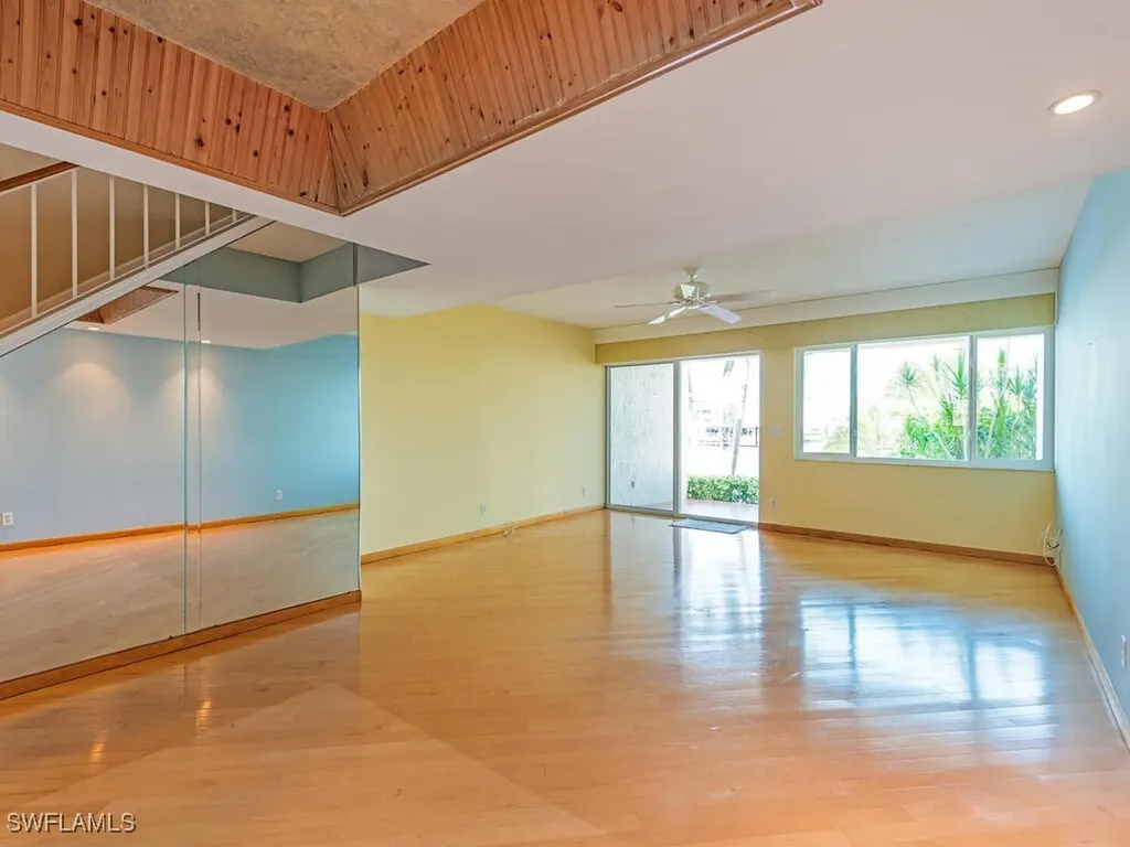 800 River Point Drive Naples FL 34102