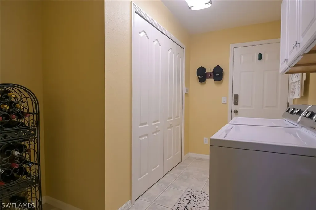 1931 SE 19th Lane Cape Coral FL 33990