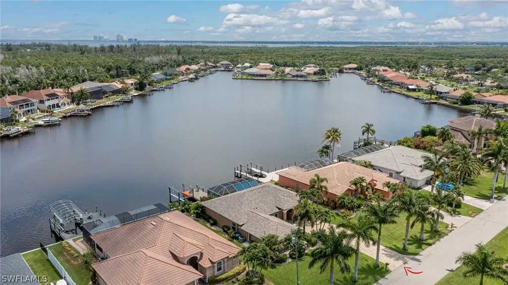 1931 SE 19th Lane Cape Coral FL 33990