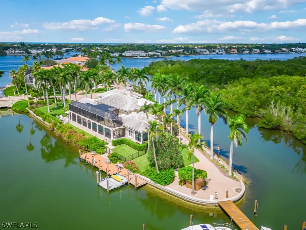 Naples FL, 1515 Gulfstar Drive S