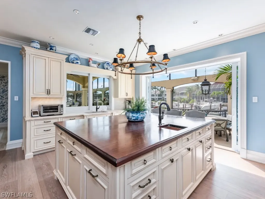 1515 Gulfstar Drive S Naples FL 34112