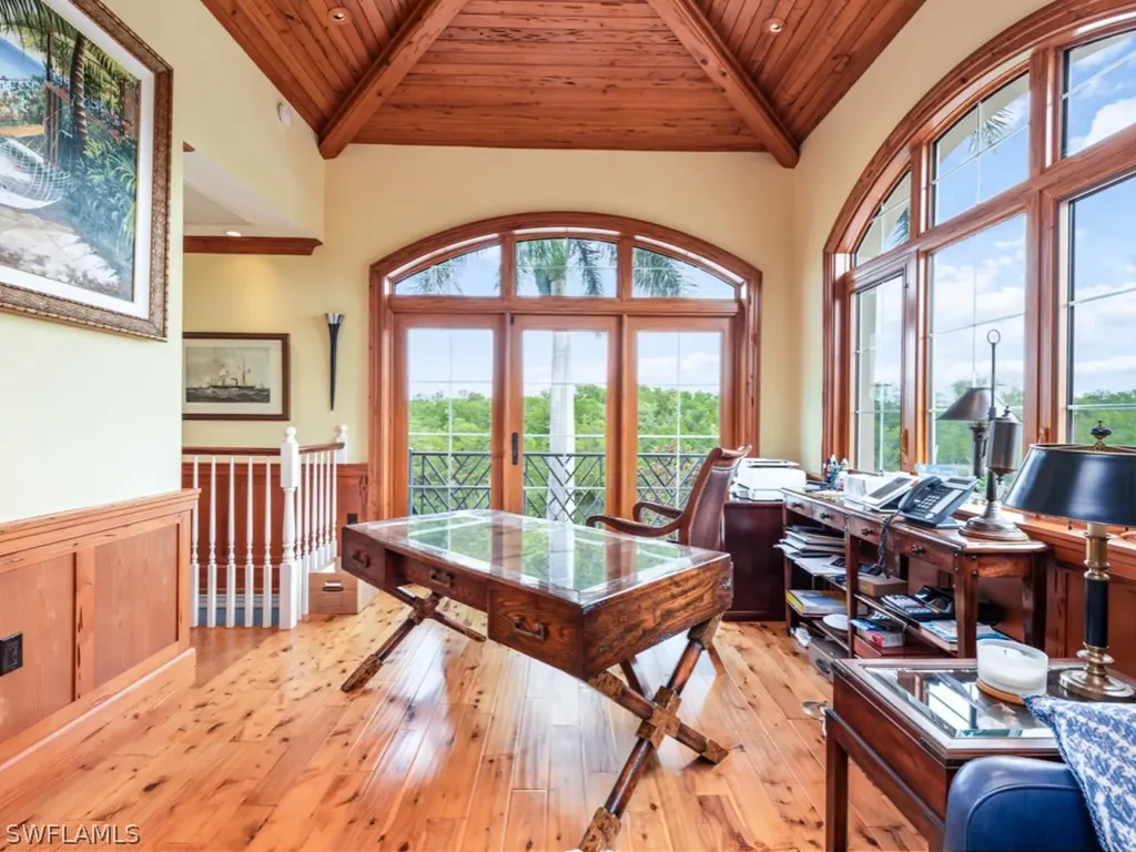 1515 Gulfstar Drive S Naples FL 34112