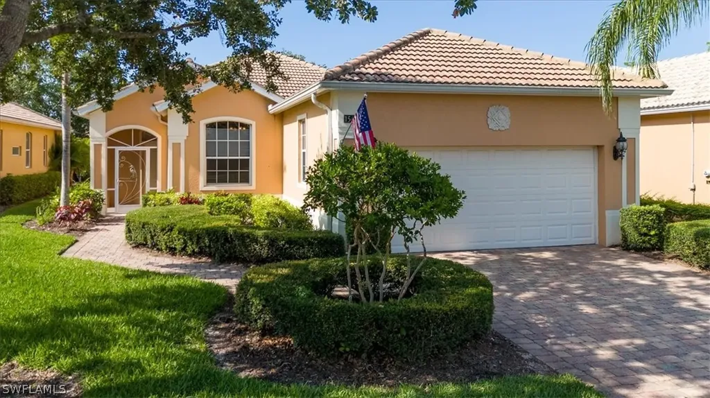 Naples FL, 15476 Cortona Way