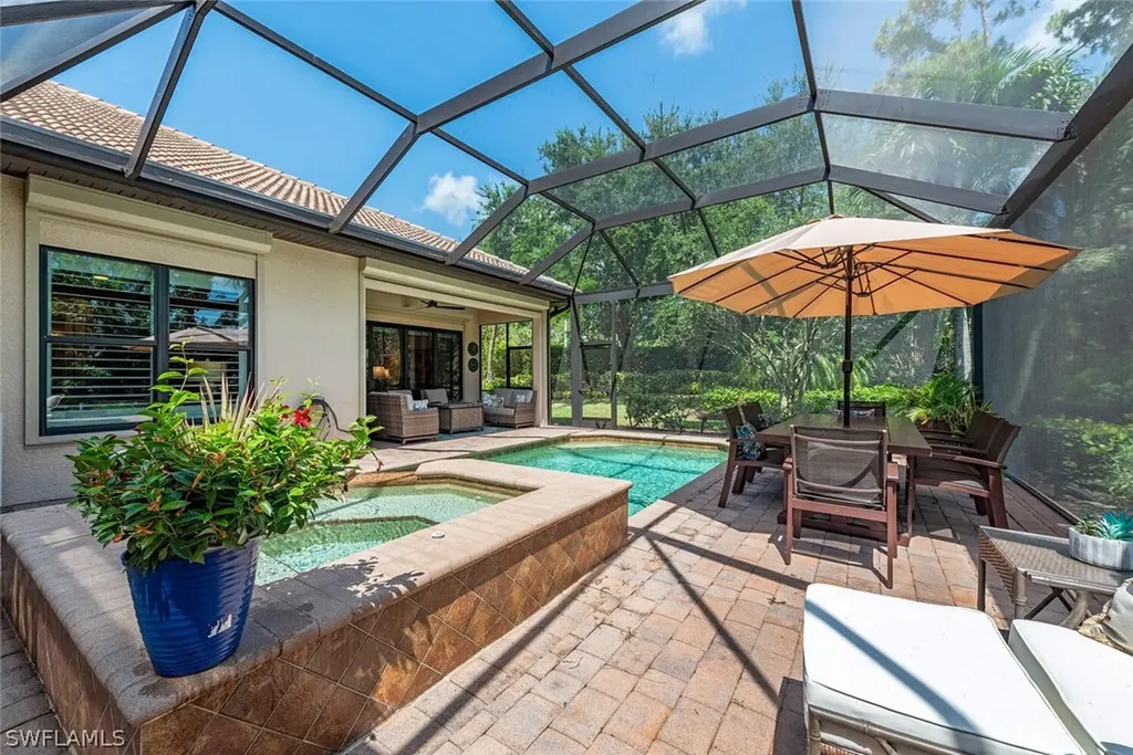 7599 Moorgate Point Way Naples FL 34113