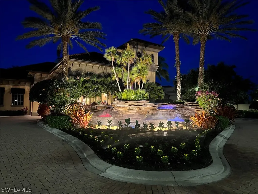 7599 Moorgate Point Way Naples FL 34113