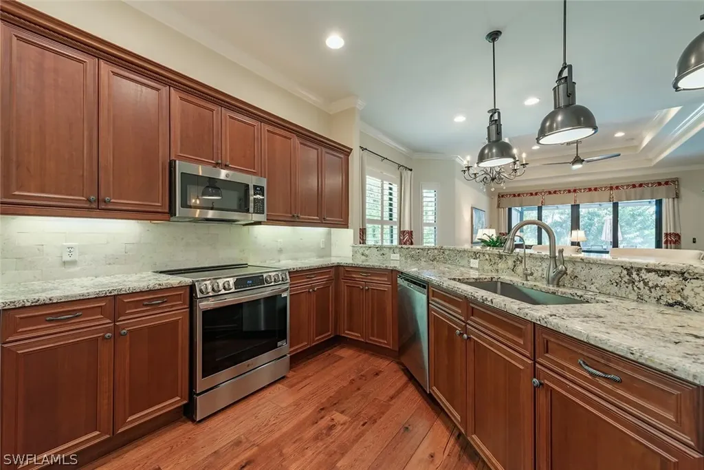 7599 Moorgate Point Way Naples FL 34113