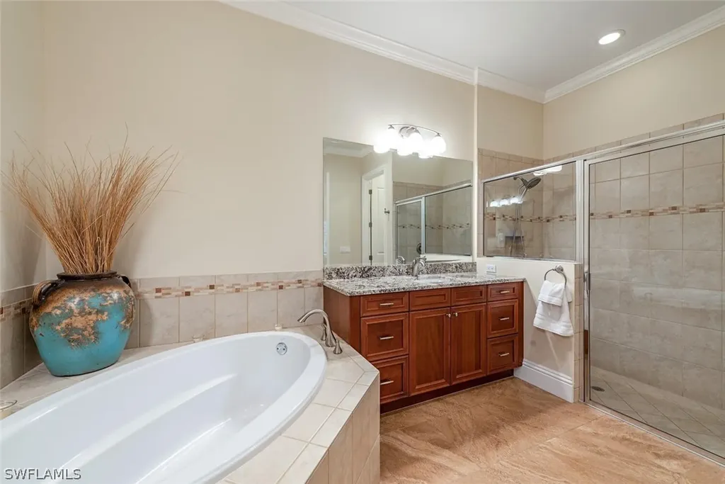 7599 Moorgate Point Way Naples FL 34113