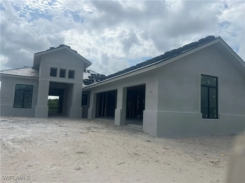6708 Newport Road Naples FL 34109