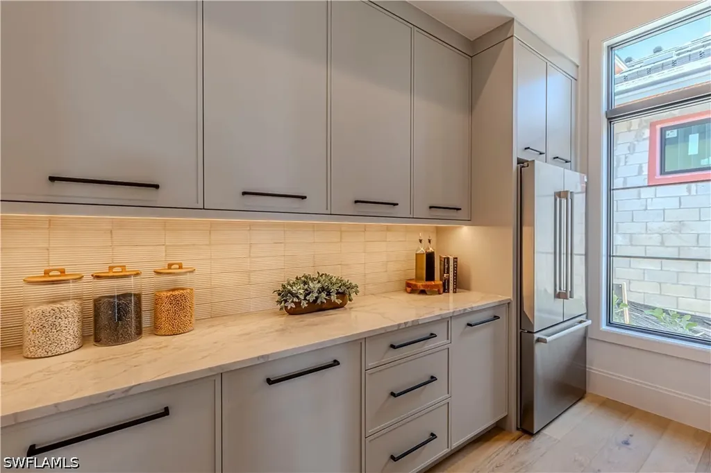 6708 Newport Road Naples FL 34109