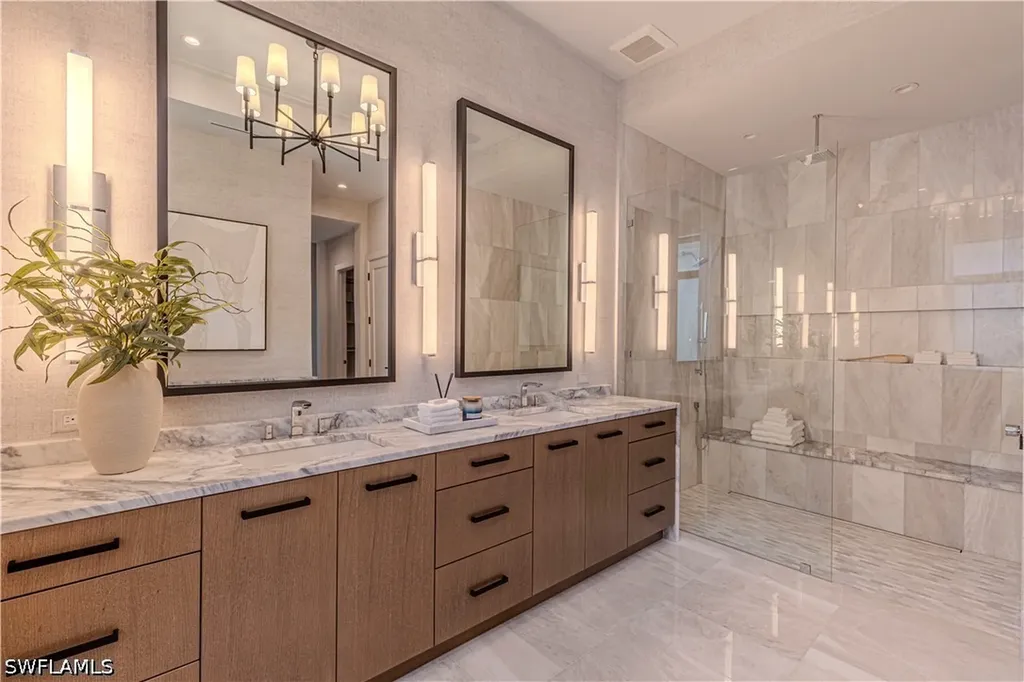 6708 Newport Road Naples FL 34109