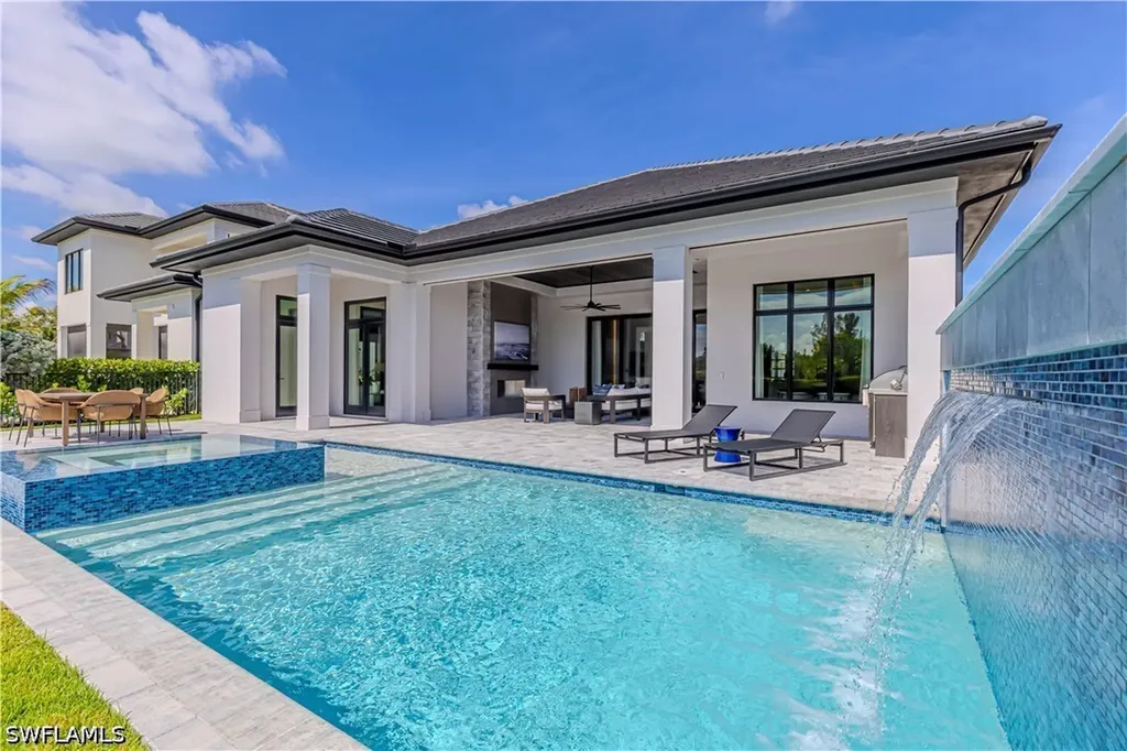 6708 Newport Road Naples FL 34109
