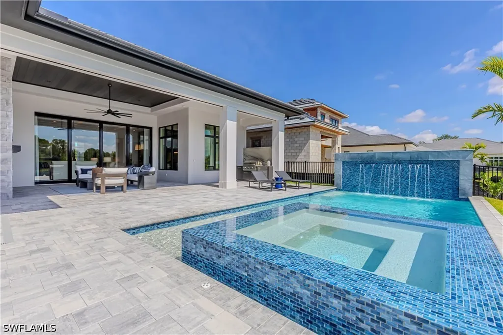 6708 Newport Road Naples FL 34109