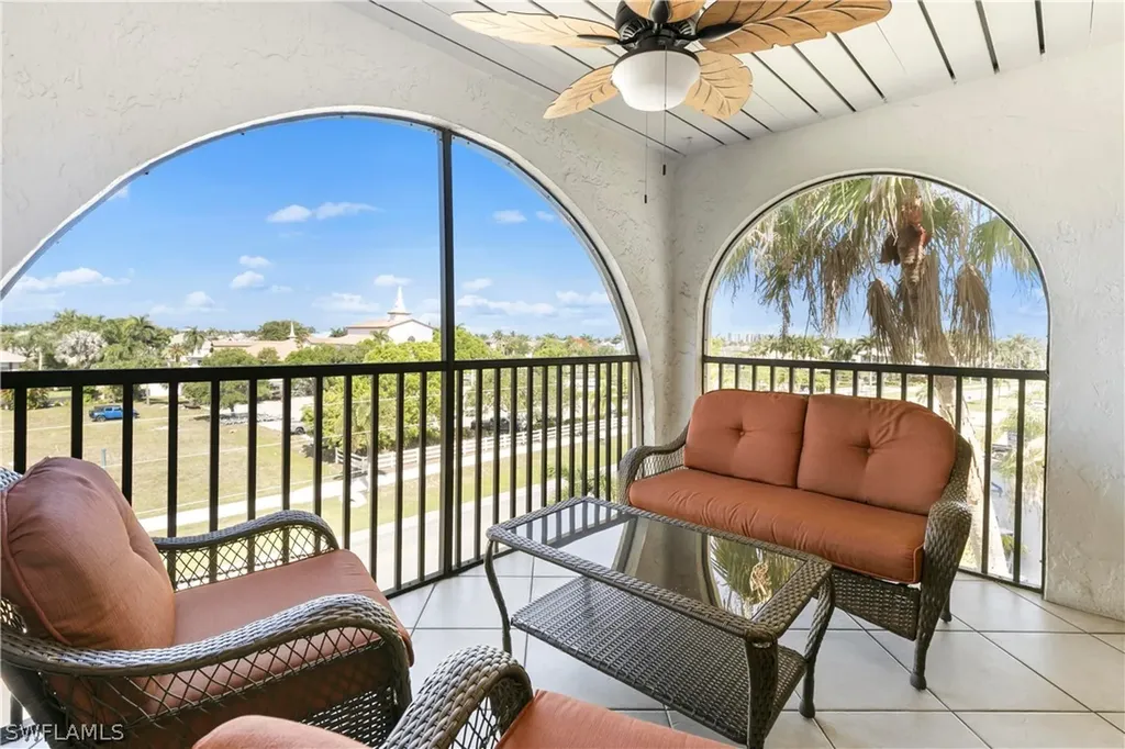 1024 Anglers Cove Marco Island FL 34145