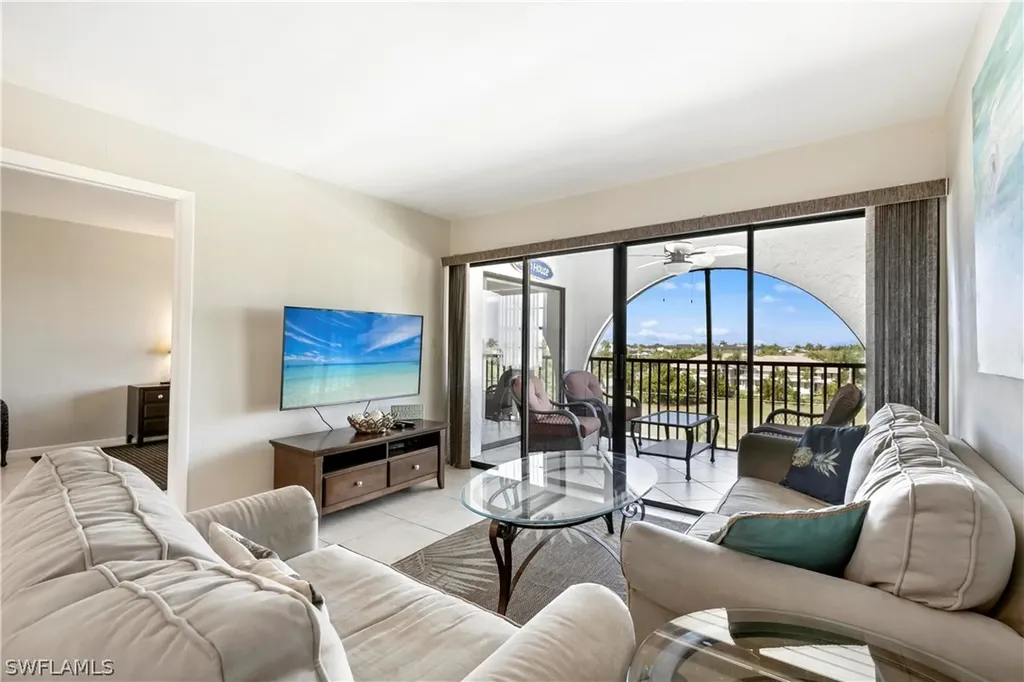 1024 Anglers Cove Marco Island FL 34145