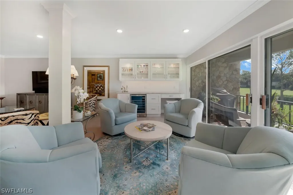 105 Clubhouse Lane Naples FL 34105