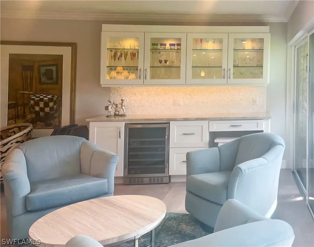 105 Clubhouse Lane Naples FL 34105