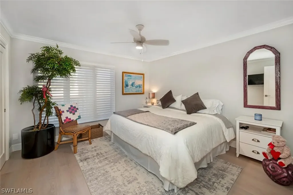 105 Clubhouse Lane Naples FL 34105