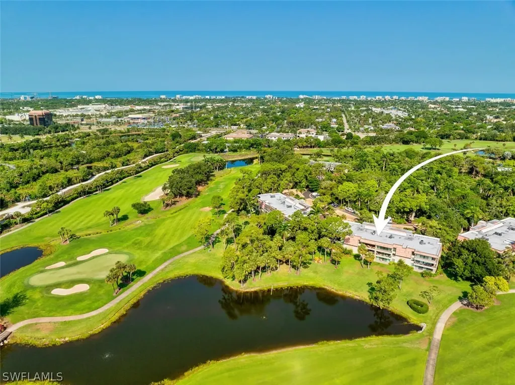 105 Clubhouse Lane Naples FL 34105