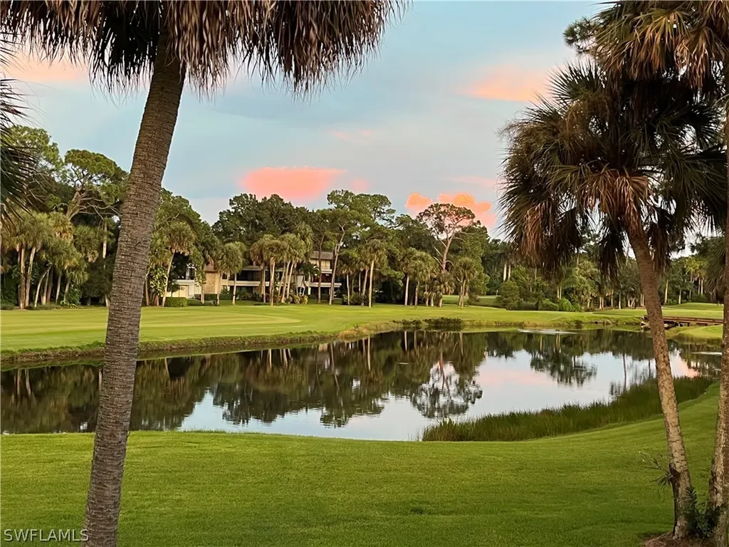 105 Clubhouse Lane Naples FL 34105