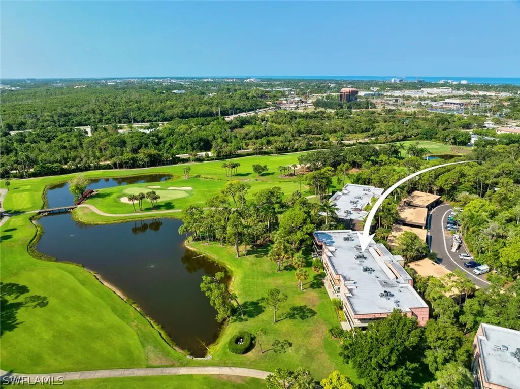 105 Clubhouse Lane Naples FL 34105