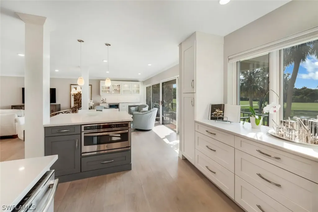 105 Clubhouse Lane Naples FL 34105