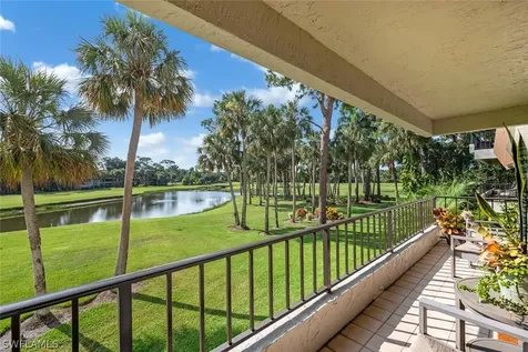 105 Clubhouse Lane Naples FL 34105