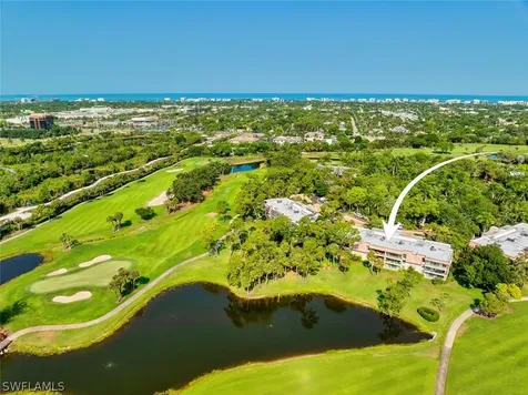 105 Clubhouse Lane Naples FL 34105
