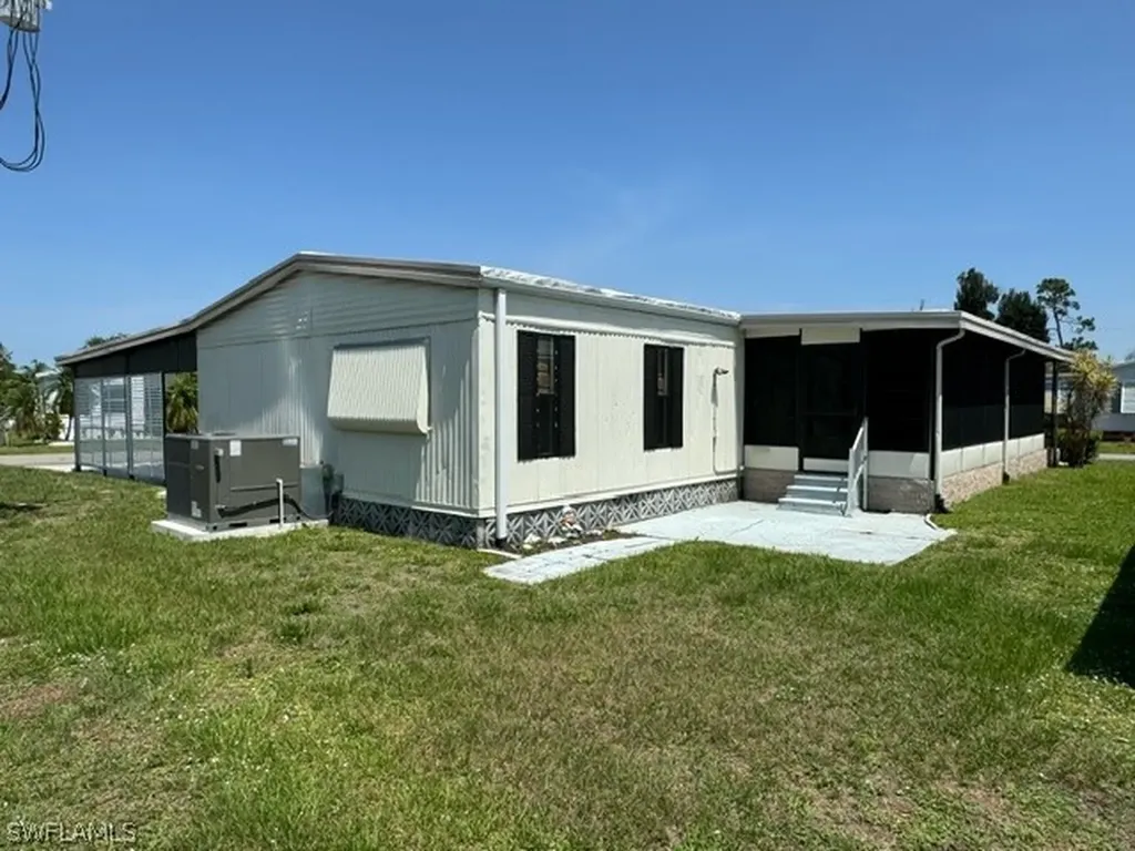 5502 Harbor Lane North Fort Myers FL 33917