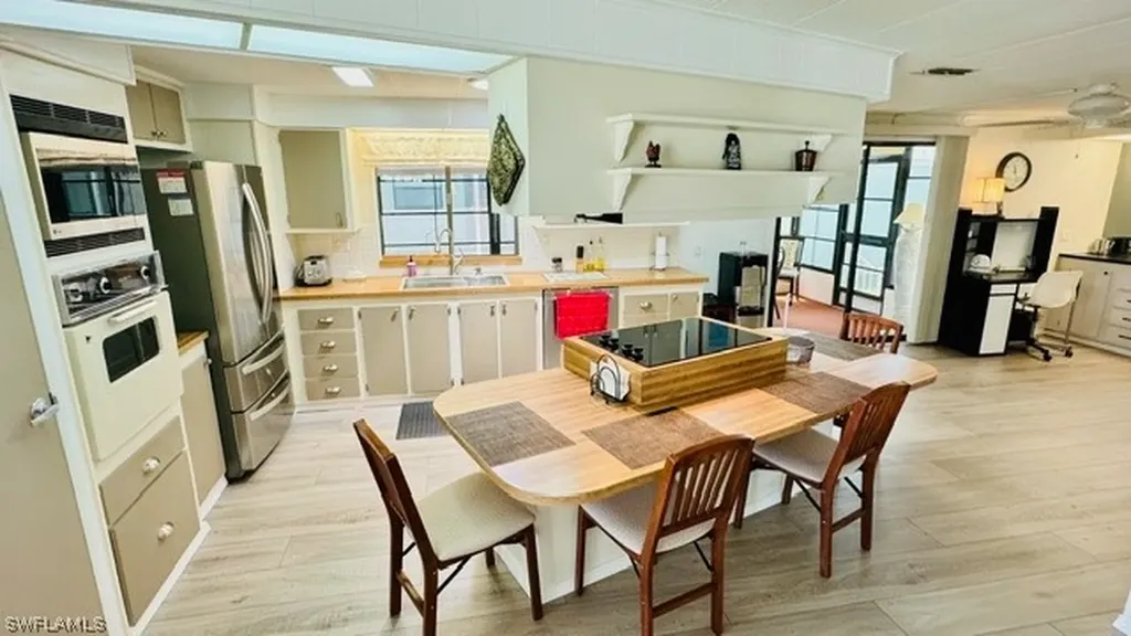 5502 Harbor Lane North Fort Myers FL 33917