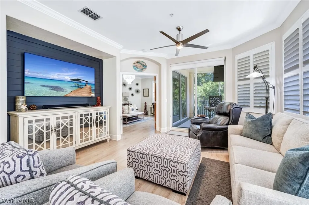 4853 Hampshire Court Naples FL 34112