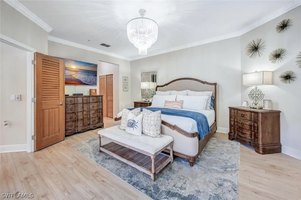 4853 Hampshire Court Naples FL 34112