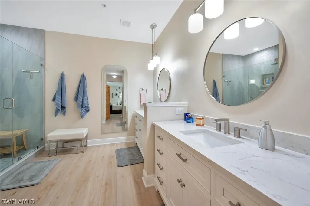 4853 Hampshire Court Naples FL 34112