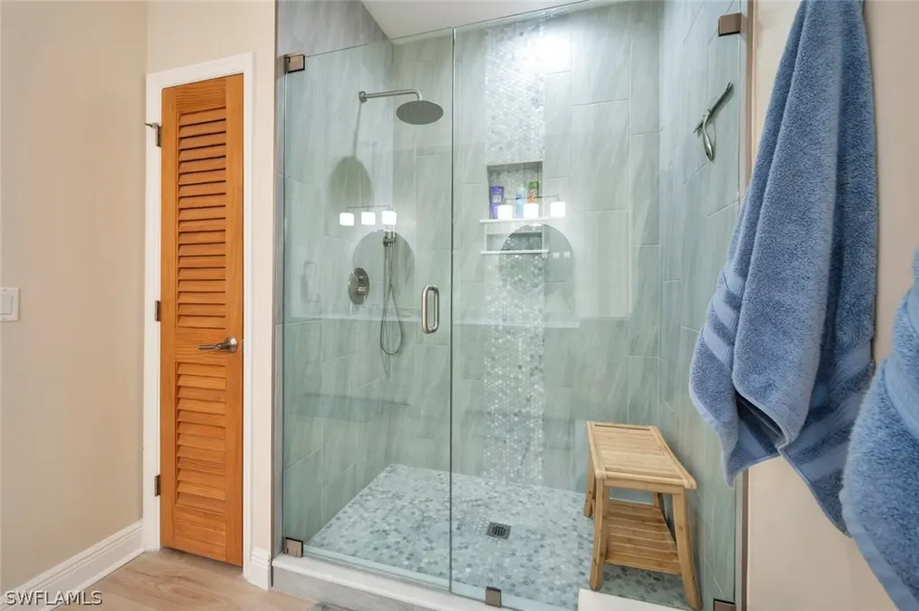 4853 Hampshire Court Naples FL 34112