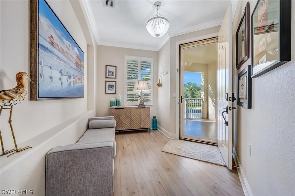 4853 Hampshire Court Naples FL 34112