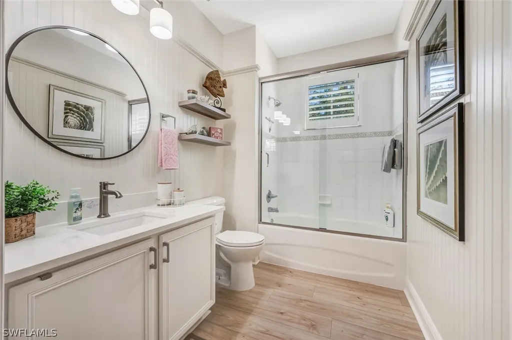4853 Hampshire Court Naples FL 34112