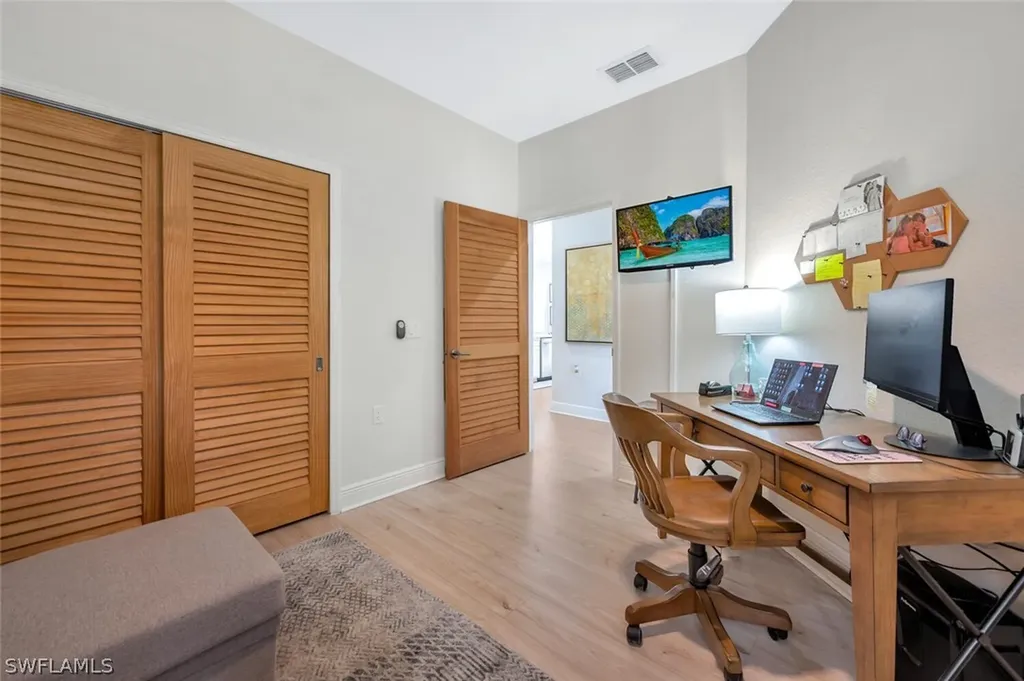 4853 Hampshire Court Naples FL 34112