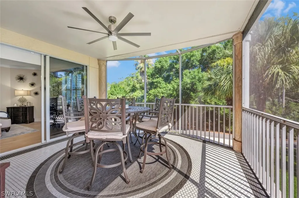 4853 Hampshire Court Naples FL 34112