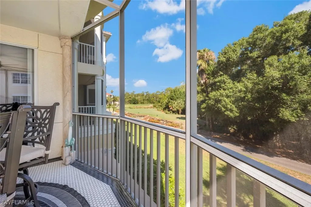 4853 Hampshire Court Naples FL 34112