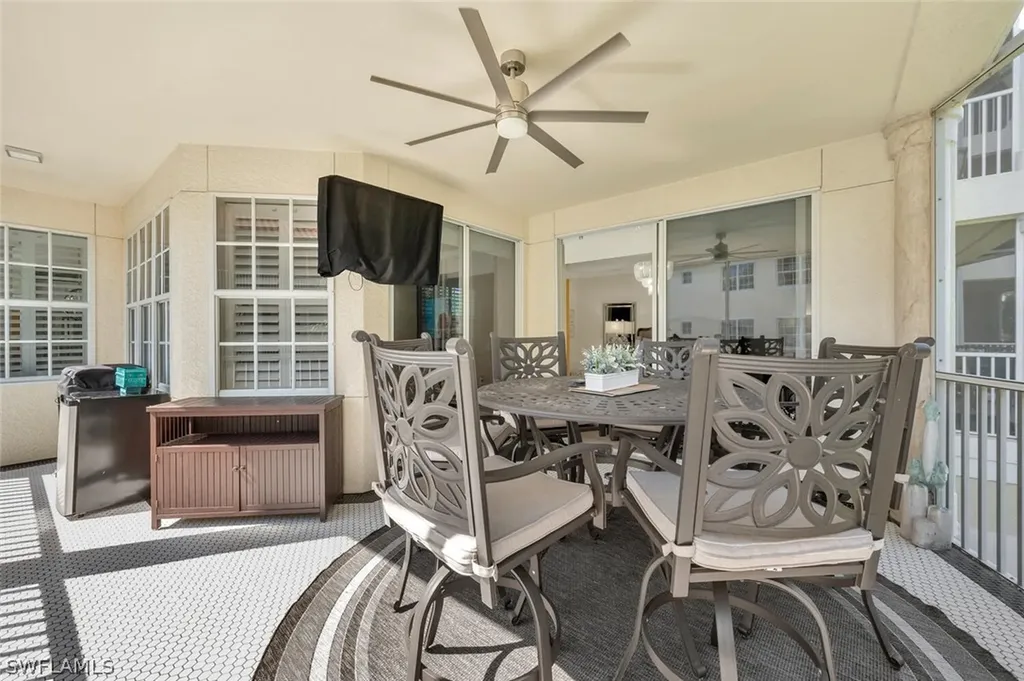 4853 Hampshire Court Naples FL 34112