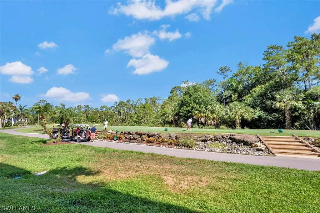 4853 Hampshire Court Naples FL 34112