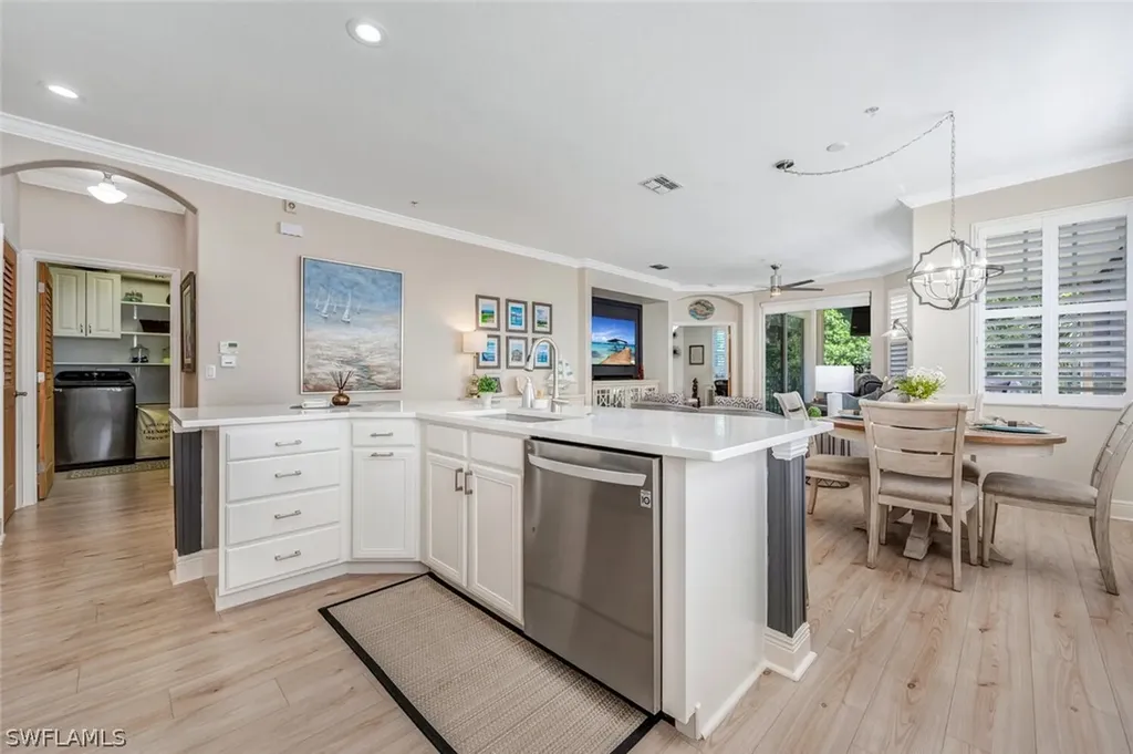 4853 Hampshire Court Naples FL 34112
