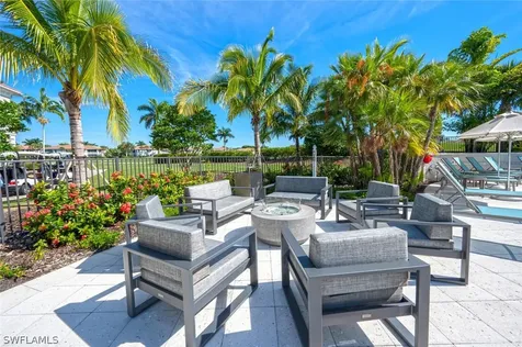 4853 Hampshire Court Naples FL 34112