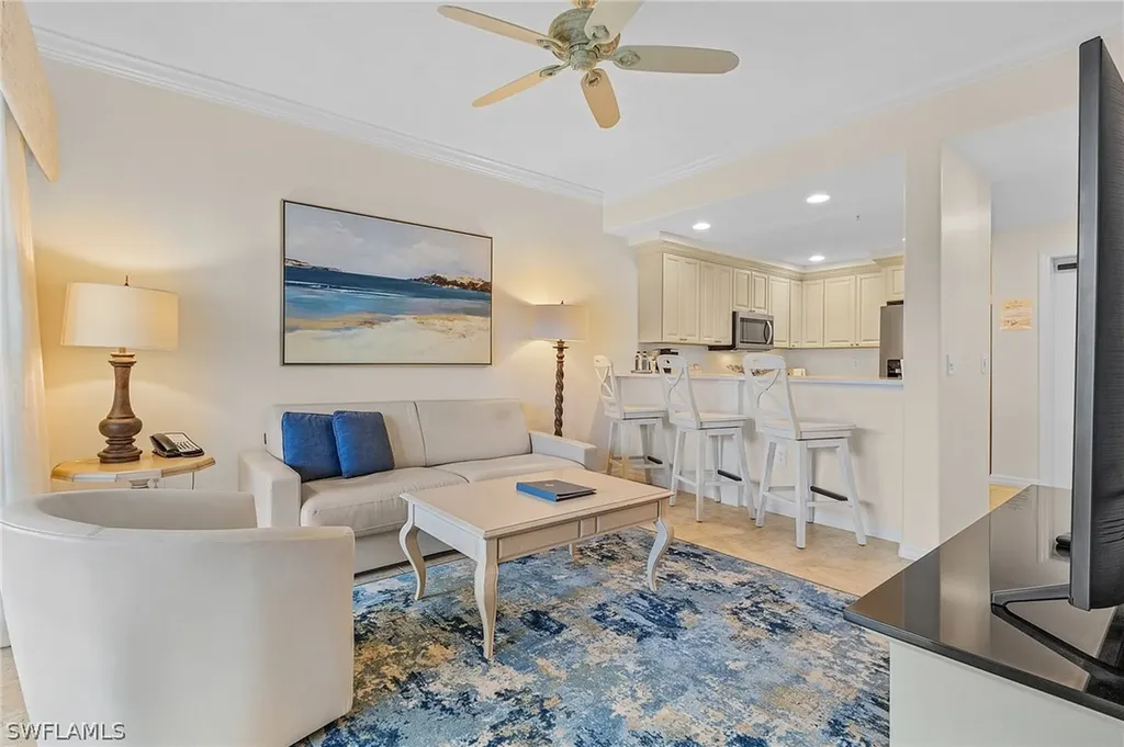 221 9th Street S Naples FL 34102