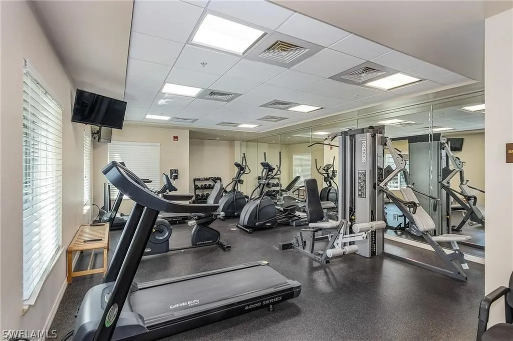 221 9th Street S Naples FL 34102