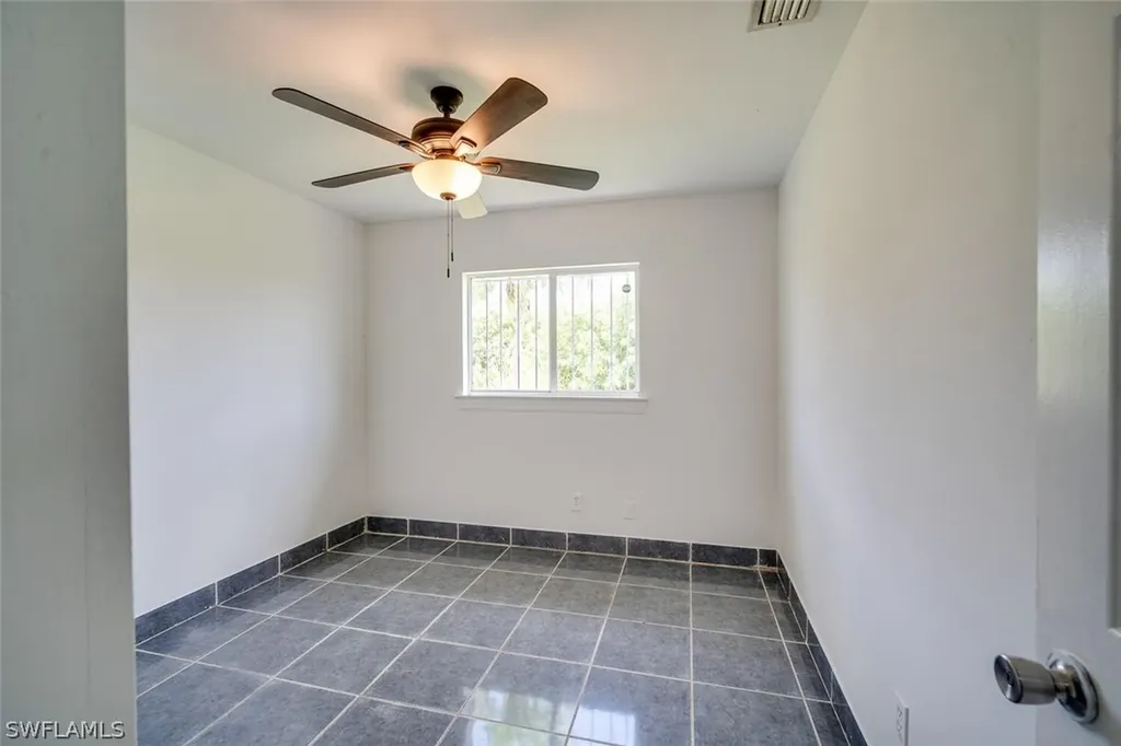 1591 / 1589 Gilbert Avenue S Lehigh Acres FL 33973