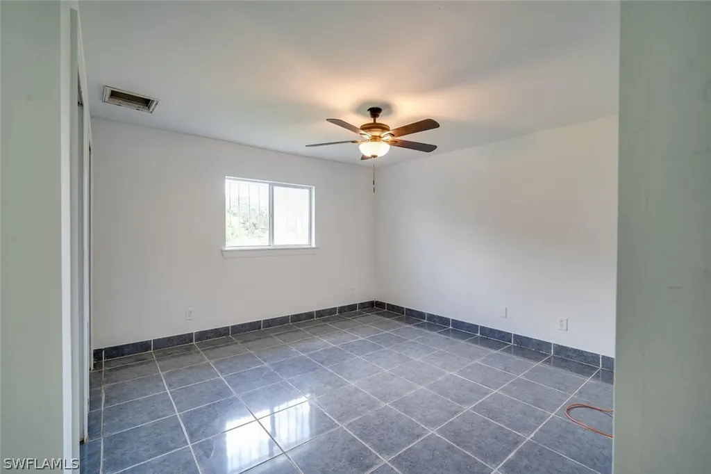 1591 / 1589 Gilbert Avenue S Lehigh Acres FL 33973
