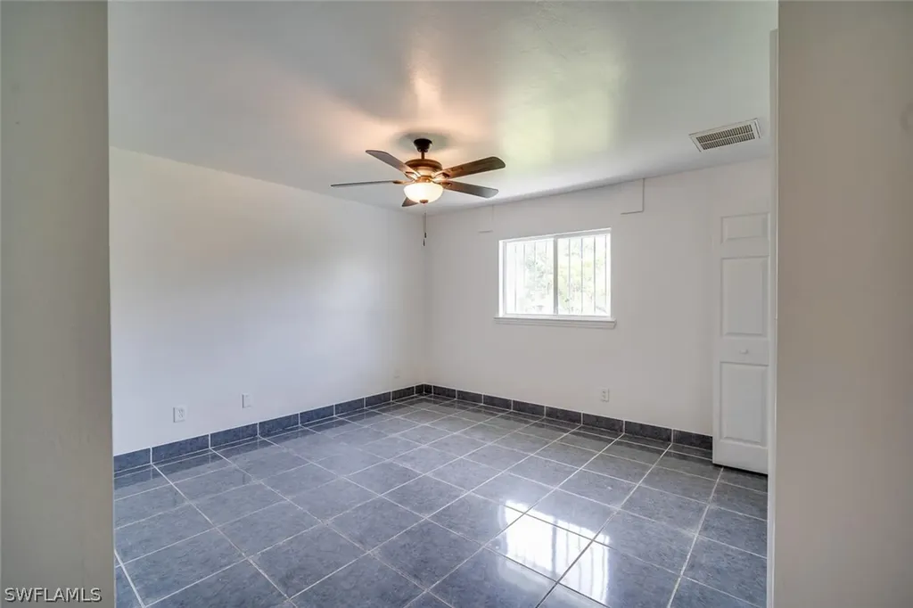 1591 / 1589 Gilbert Avenue S Lehigh Acres FL 33973