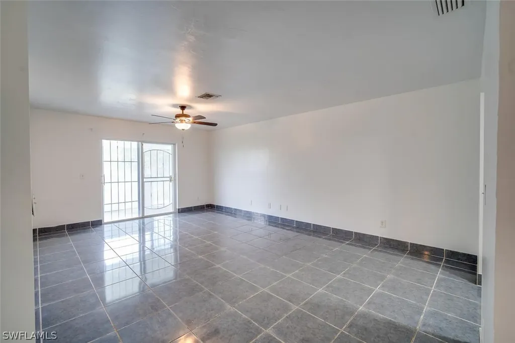 1591 / 1589 Gilbert Avenue S Lehigh Acres FL 33973