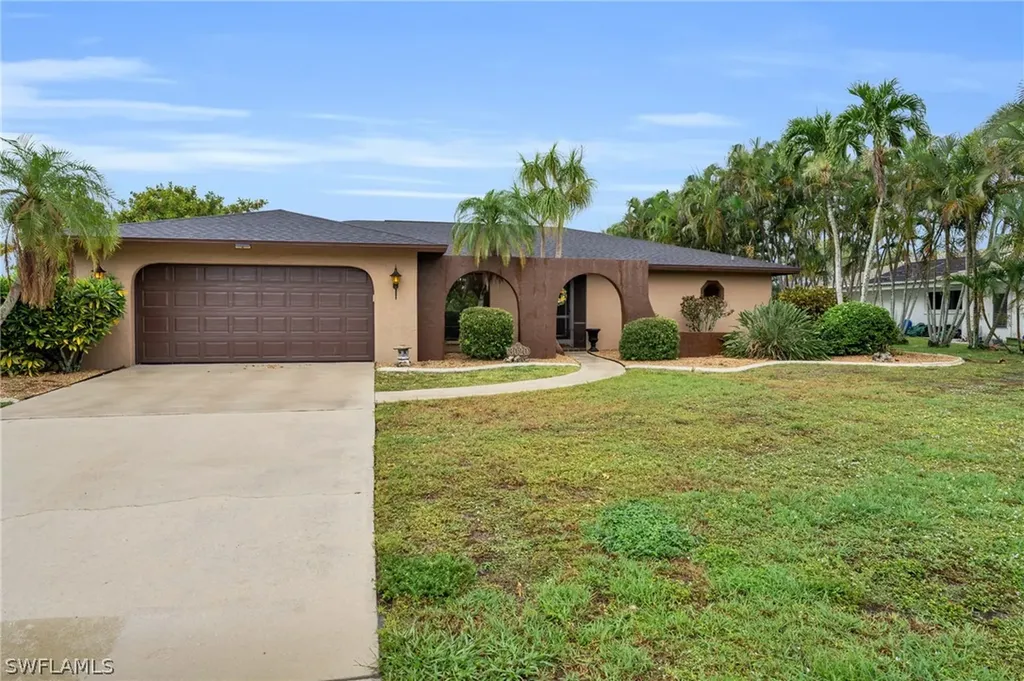 3020 SE 19th Avenue Cape Coral FL 33904